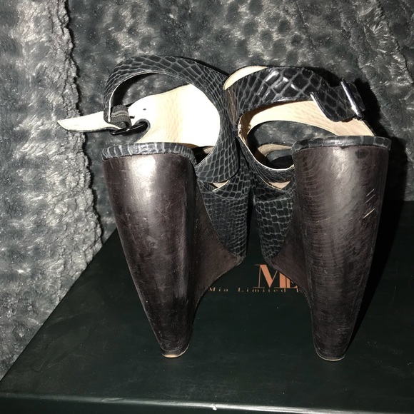 MIA Limited Edition Valerie Black Croco Wedge - Picture 3 of 6